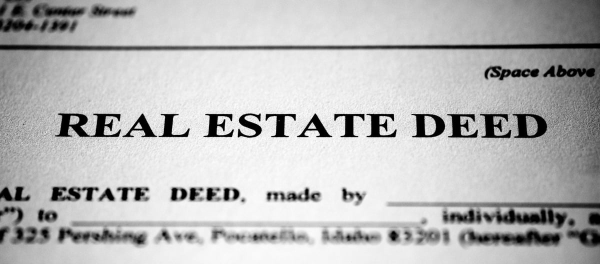 Real estate deed to transfer ownership of land or property